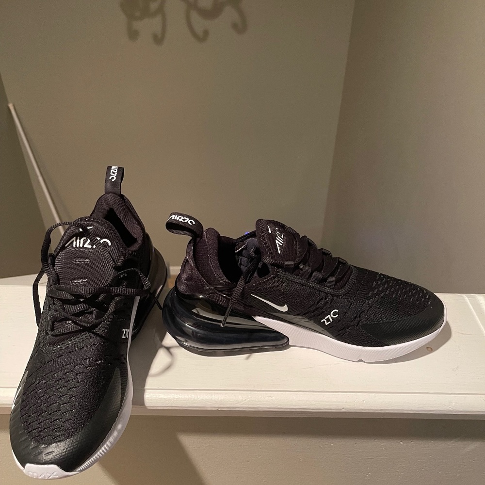 Nike Air Max 270